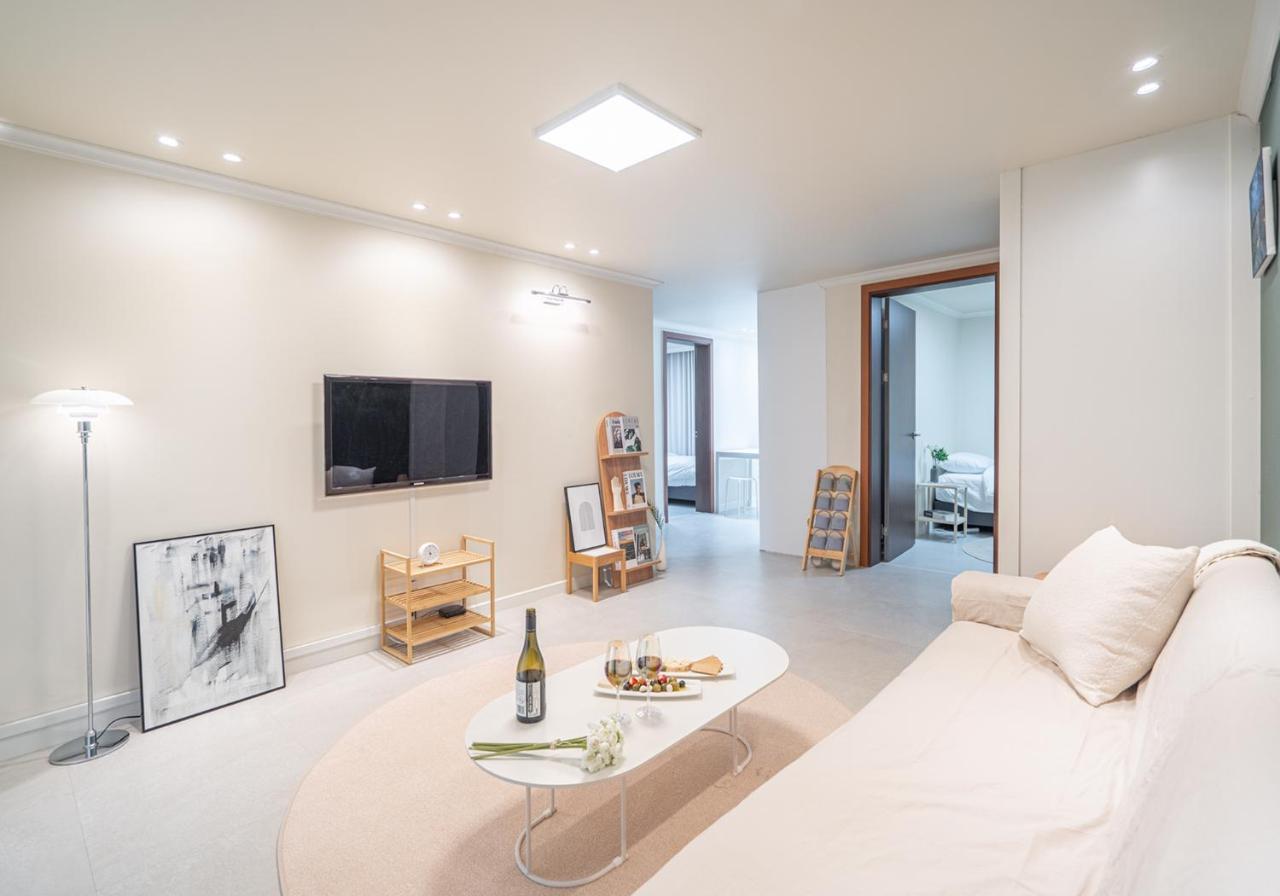 Villa Osondoson Stay-5min To Hapjeong Station, Family Favorites, 3bed Room, Large Living Séoul